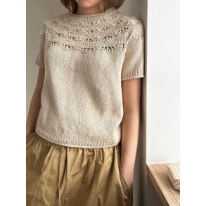 Noomi tee