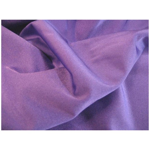 Lilla blank stof