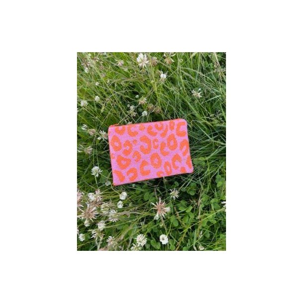 My little Leo pung Orange-pink