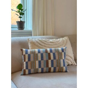 Blue Stripes, pude