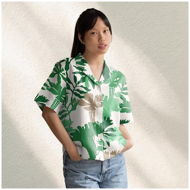 Green light and lush 25 Summer