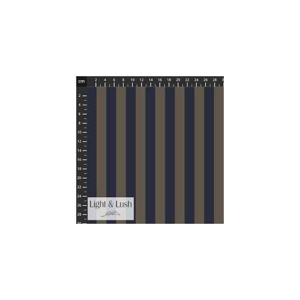 Light and Lush, Navy