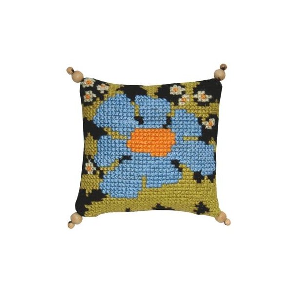 Bl� blomst p� sort bund