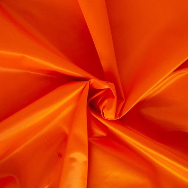B�vernylon, Orange