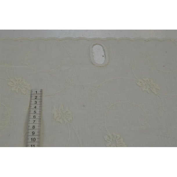 Cafegardin Offwhite m/broderi
