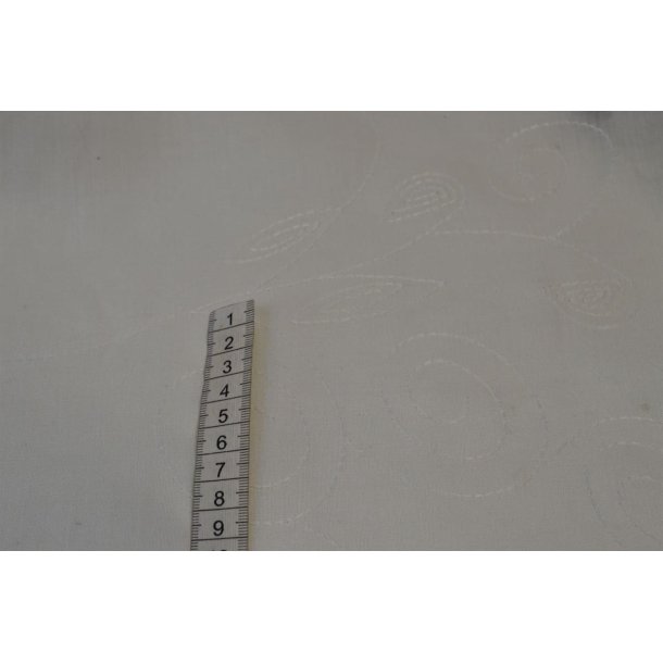 Let Offwhite gardin stof m/broderi