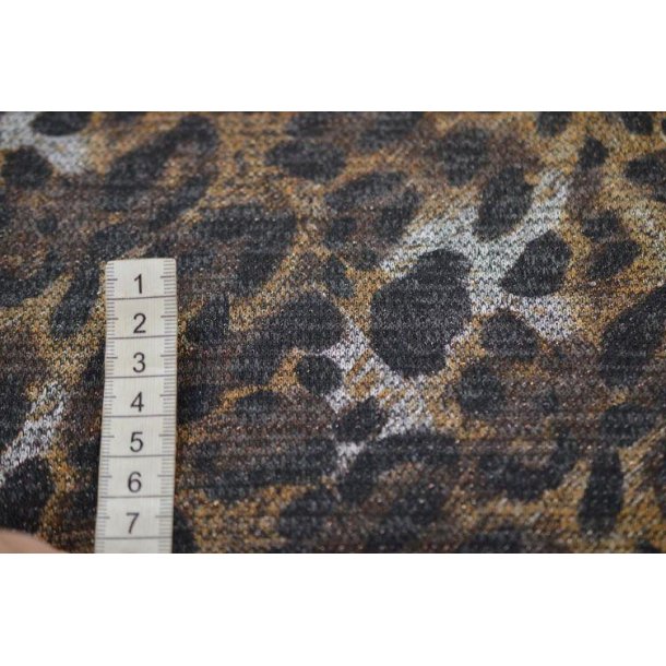 Jacquard m/dyreprint og lurex
