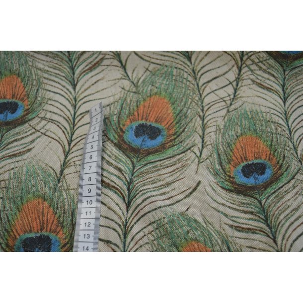 Halv panama linenlook m/p�fuglefjer