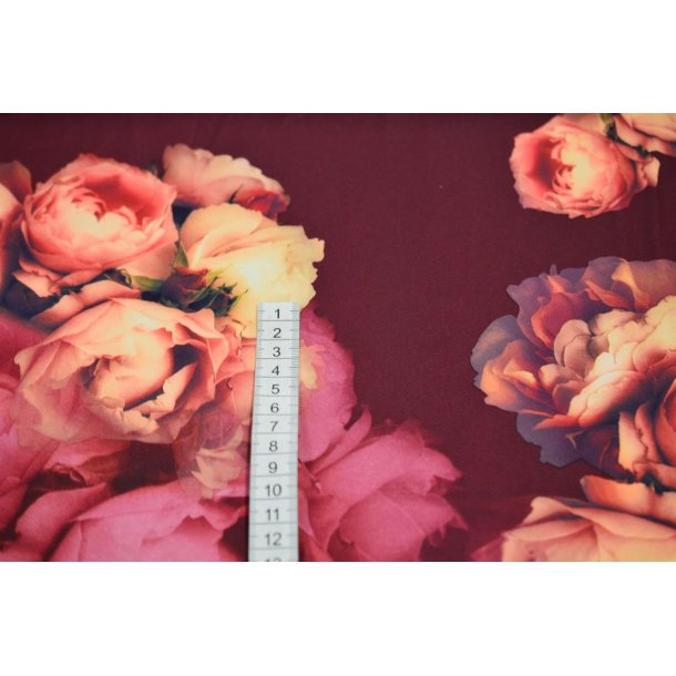 Soft skin Polyester/elastan m/blomster