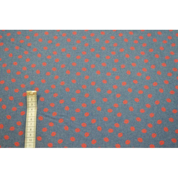 Chambray Lips print denim