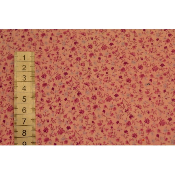 Patchwork stof Hvid m/sm� blomster