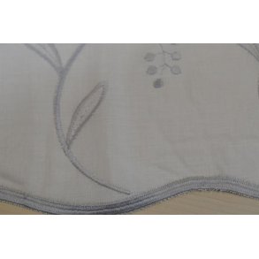 Cafegardin35 r�hvid m/gr�lig broderi