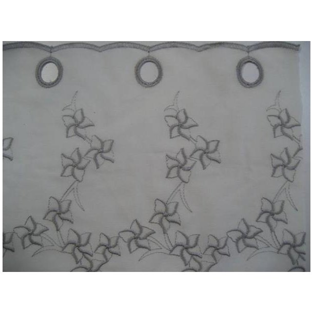 Ecru cafegardin m/gr�lig broderi